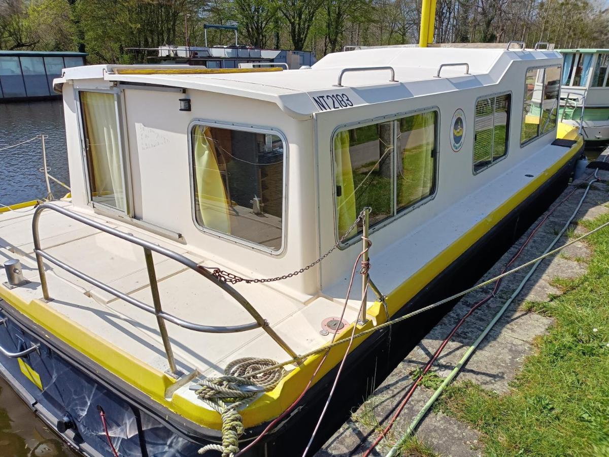Ille Flottante, Maison Eclusiere Et Hebergements Insolites Sur Le Canal Hédé Екстериор снимка